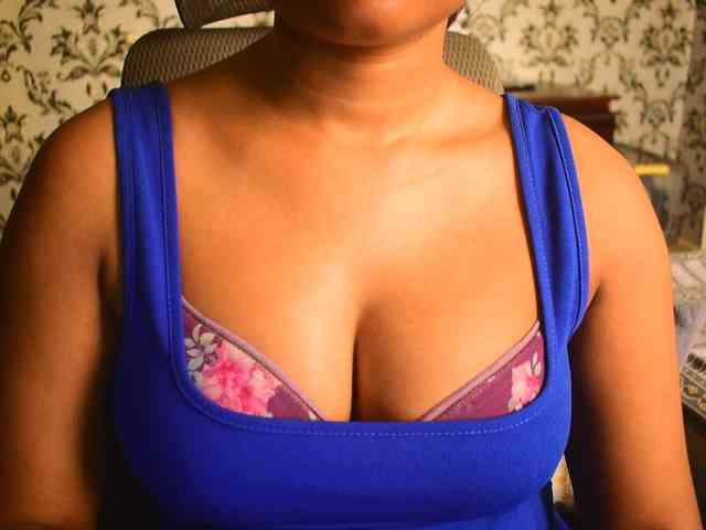 indianpriya indianpriya