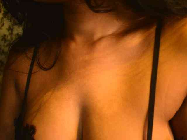 indianpriya indianpriya