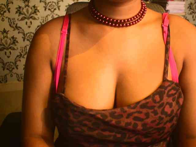 indianpriya webcam