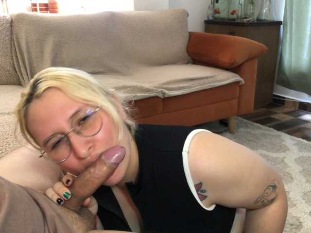 milkxangelx live cam on BongaCams