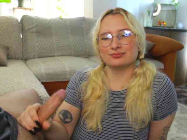 CherryAndAndy webcam
