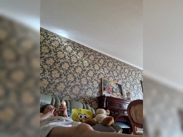 Smalldickshater live cam preview