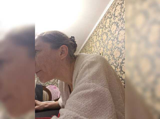 Boginechka live cam on BongaCams