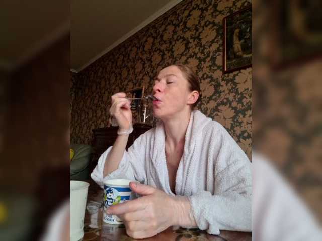 Boginechka live cam on BongaCams