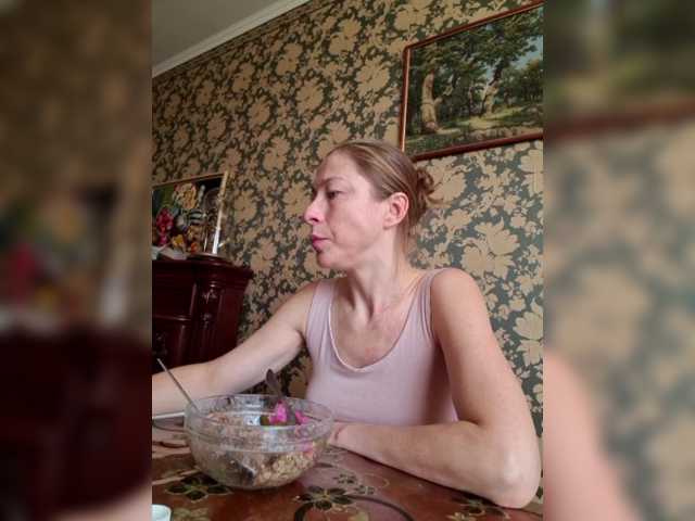 Boginechka live cam on BongaCams