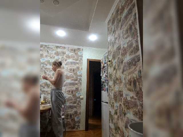 Boginechka, live now on BongaCams