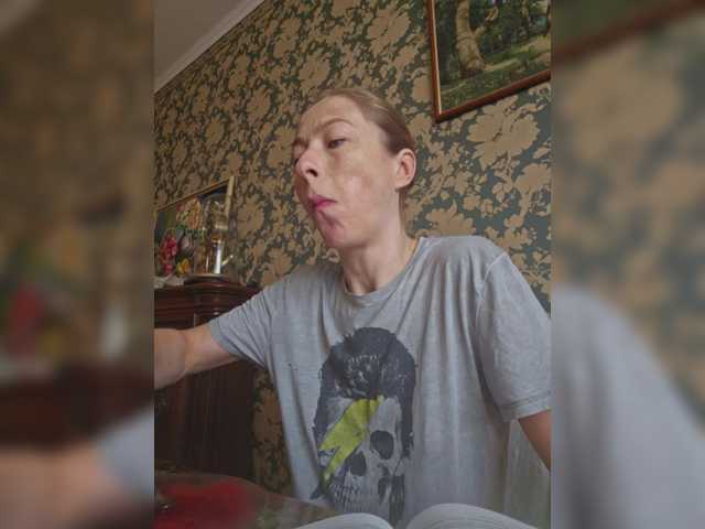 Boginechka live cam on BongaCams