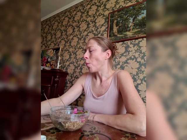 Boginechka live cam on BongaCams