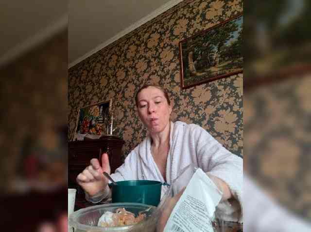 Boginechka Live Webcam on BongaCams