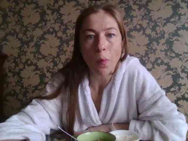 Modella: Smalldickshater