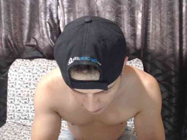 Dastan-yesei Live Webcam on BongaCams