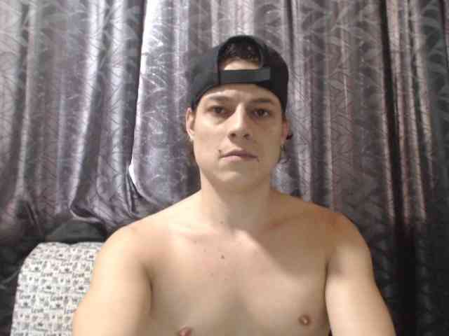 Dastan-yesei Live Webcam on BongaCams