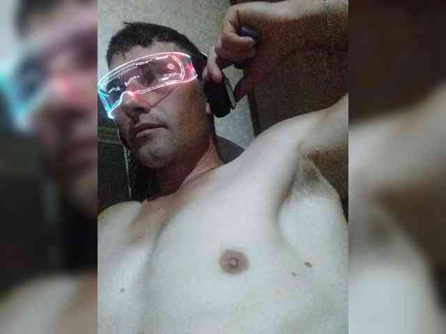 ___--BOYYVYNGGG--___