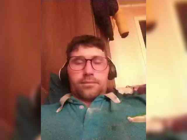 ___--BOYYVYNGGG--___