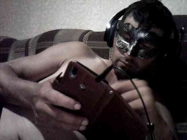 ___--BOYYVYNGGG--___