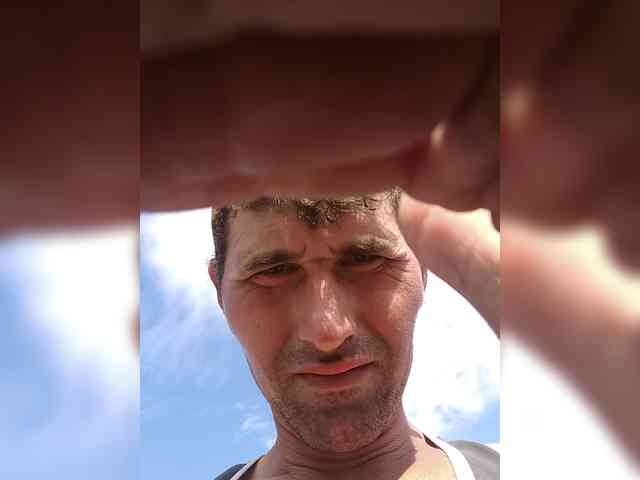 chevchev1995 Live Webcam on BongaCams
