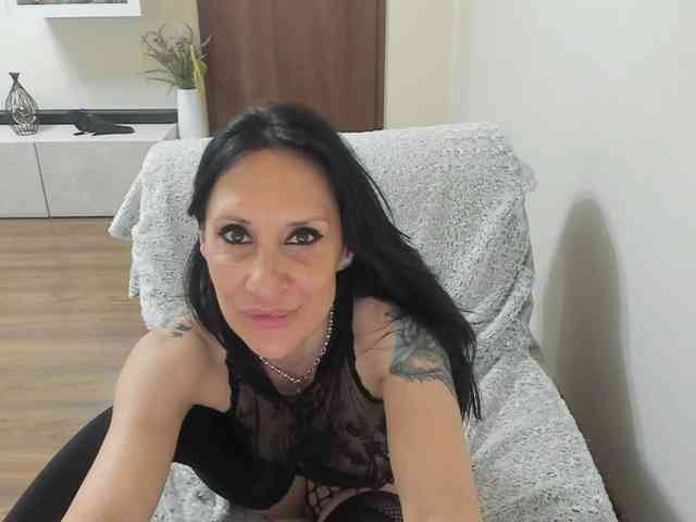 Catherinewils webcam