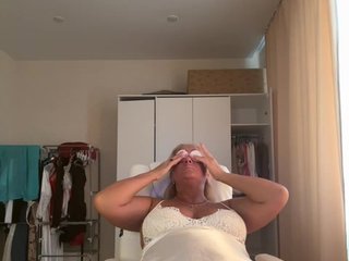 Eva-Bella Porn Show