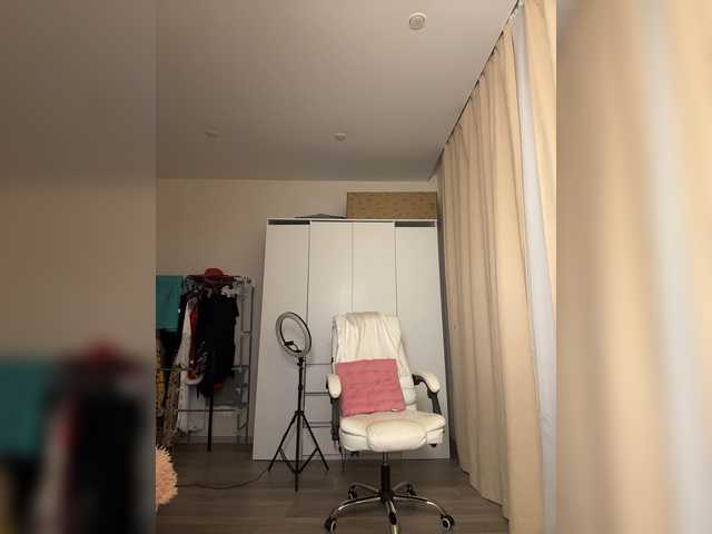 Eva-Bella live cam
