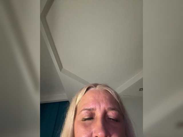 Eva-Bella live cam on BongaCams