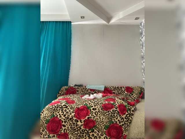 Eva-Bella live cam on BongaCams