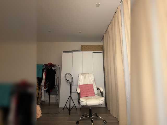Eva-Bella live cam