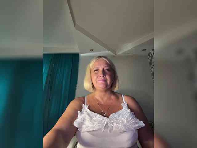 Eva-Bella webcam