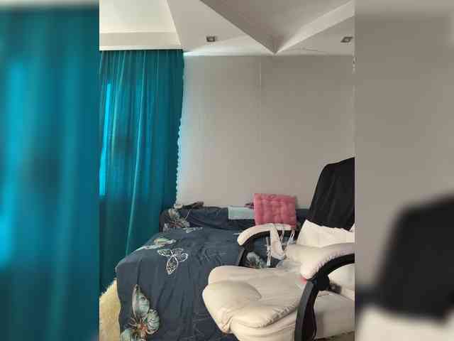Eva-Bella webcam