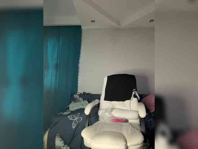 Eva-Bella webcam