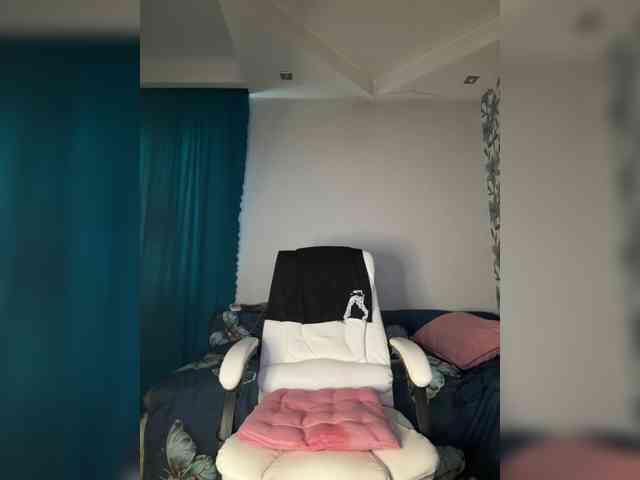 Eva-Bella webcam