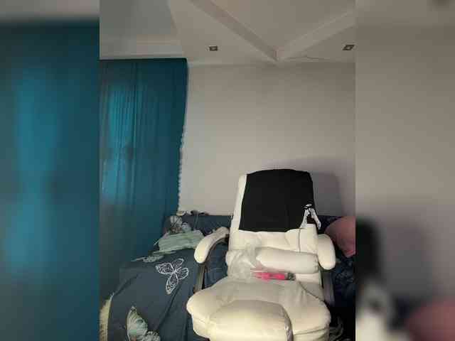 Eva-Bella webcam