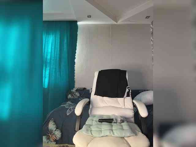 Eva-Bella webcam