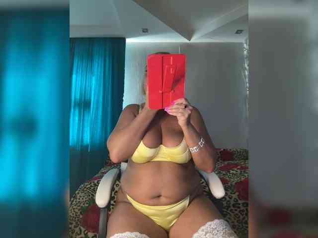 Eva-Bella webcam