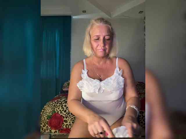 Eva-Bella webcam