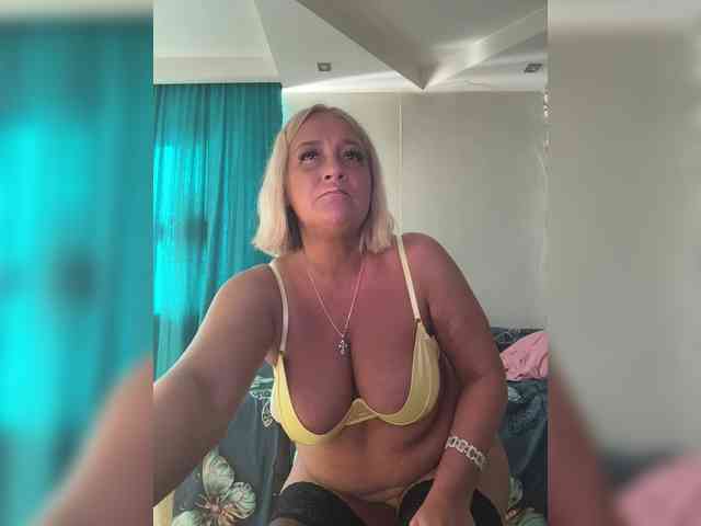 Eva-Bella webcam