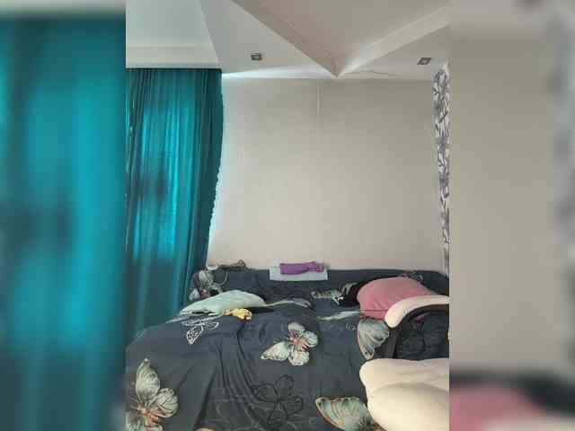 Eva-Bella webcam