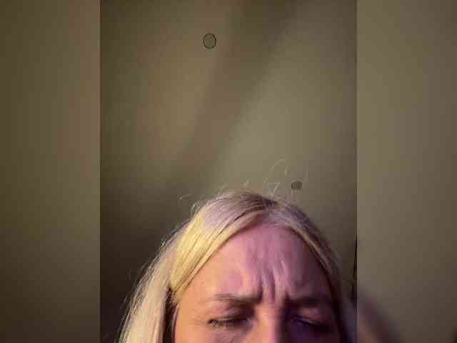 Eva-Bella webcam