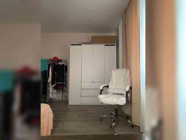 Eva-Bella webcam