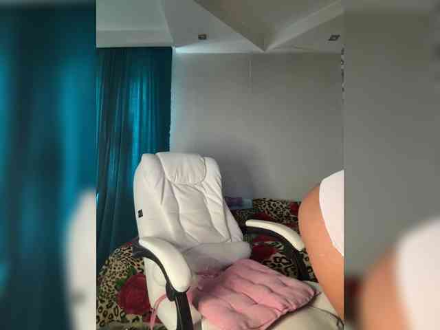Eva-Bella webcam
