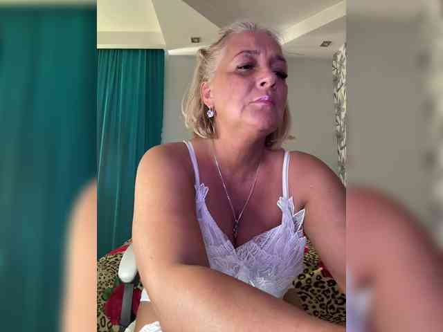 Eva-Bella webcam