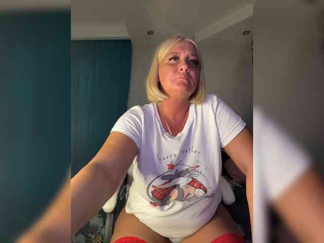 Eva-Bella webcam