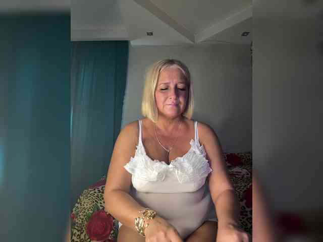 Eva-Bella webcam