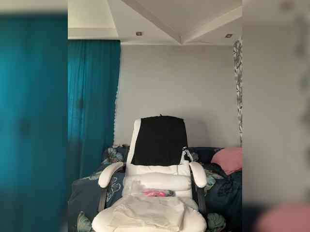 Eva-Bella webcam