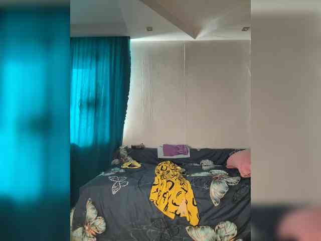 Eva-Bella webcam