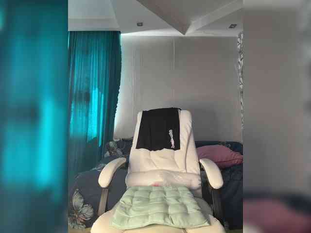 Eva-Bella webcam