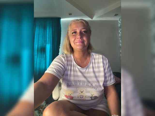 Eva-Bella webcam