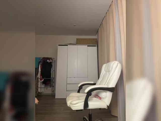 Eva-Bella webcam