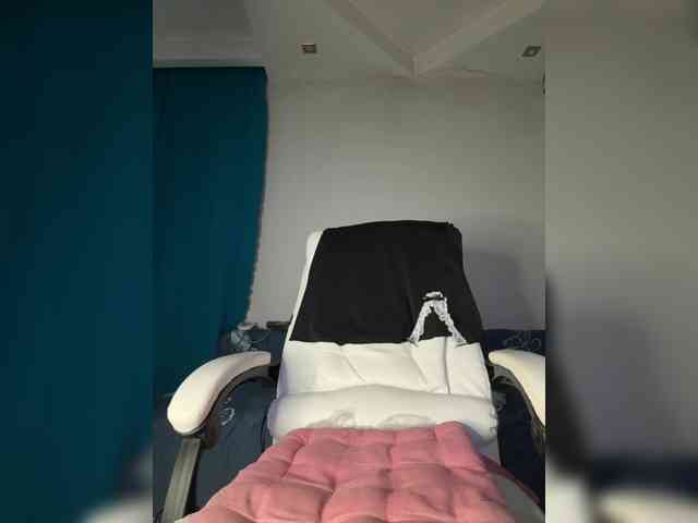 Eva-Bella webcam