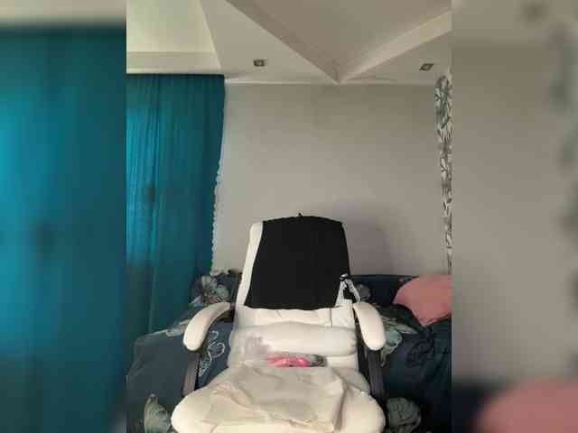 Eva-Bella webcam
