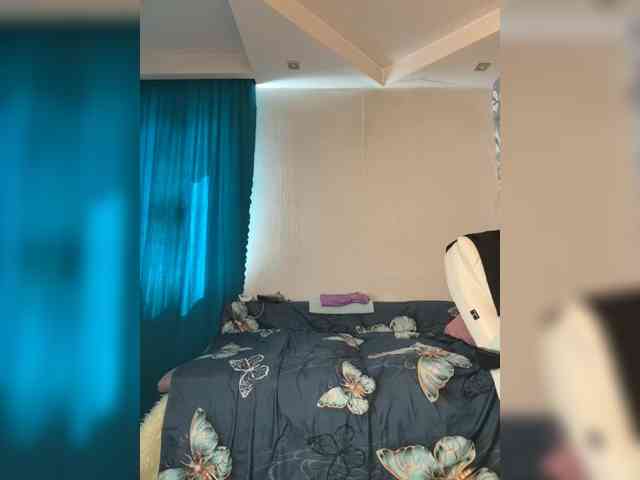 Eva-Bella webcam